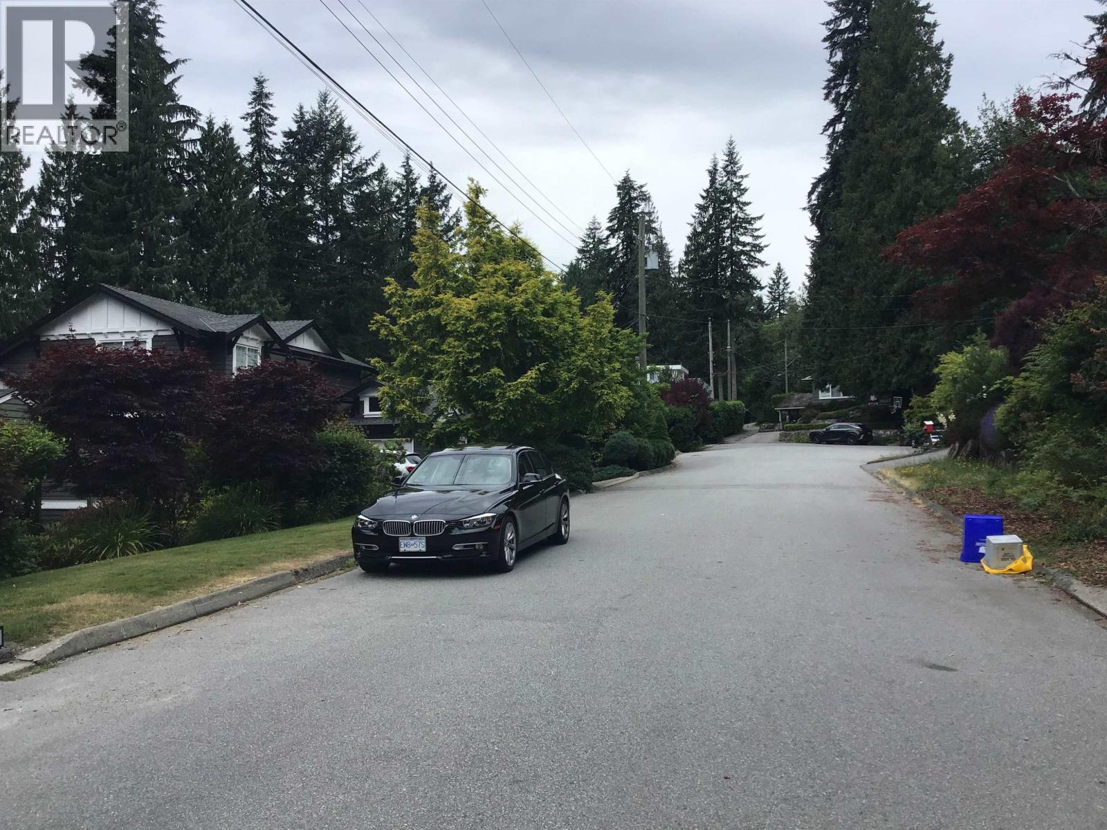 Photo 1 of 528 Greenway Avenue, North Vancouver BC