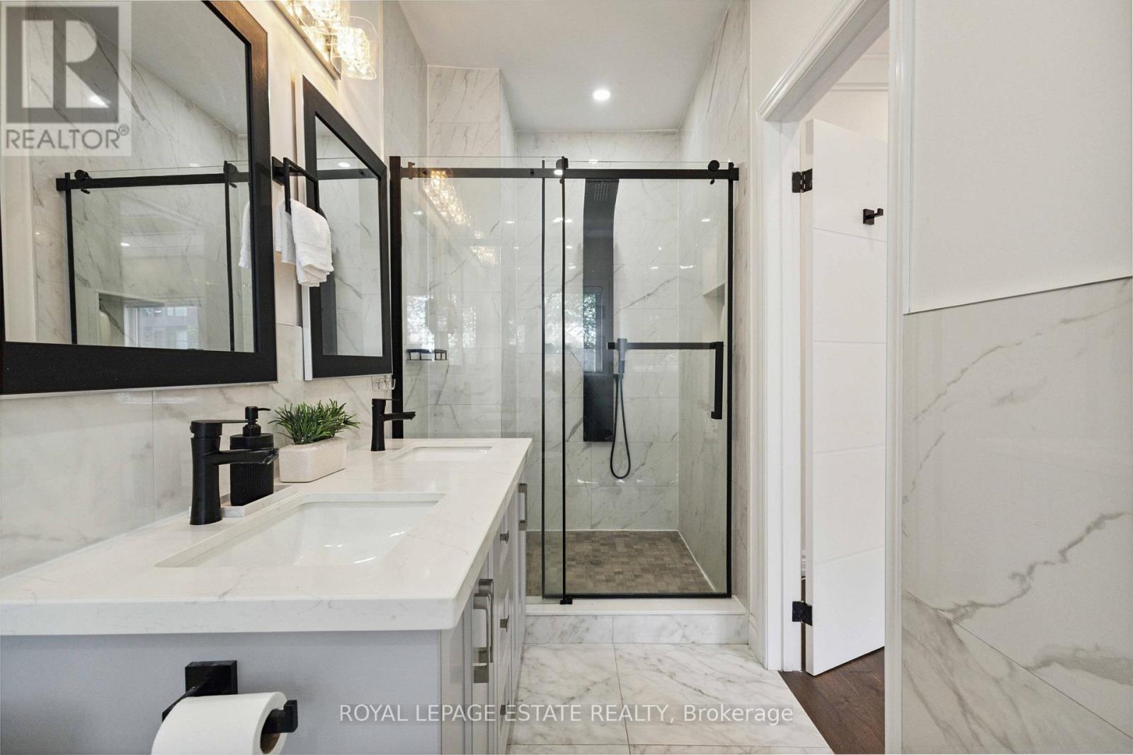 Photo 20 of 147 Mcintosh Street, Toronto ON