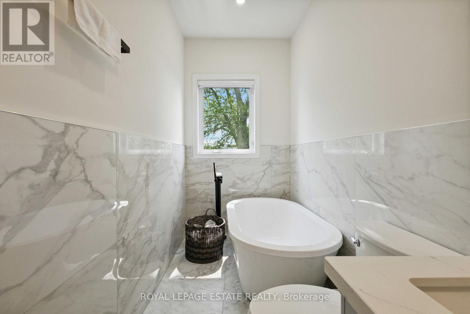 Photo 23 of 147 Mcintosh Street, Toronto ON