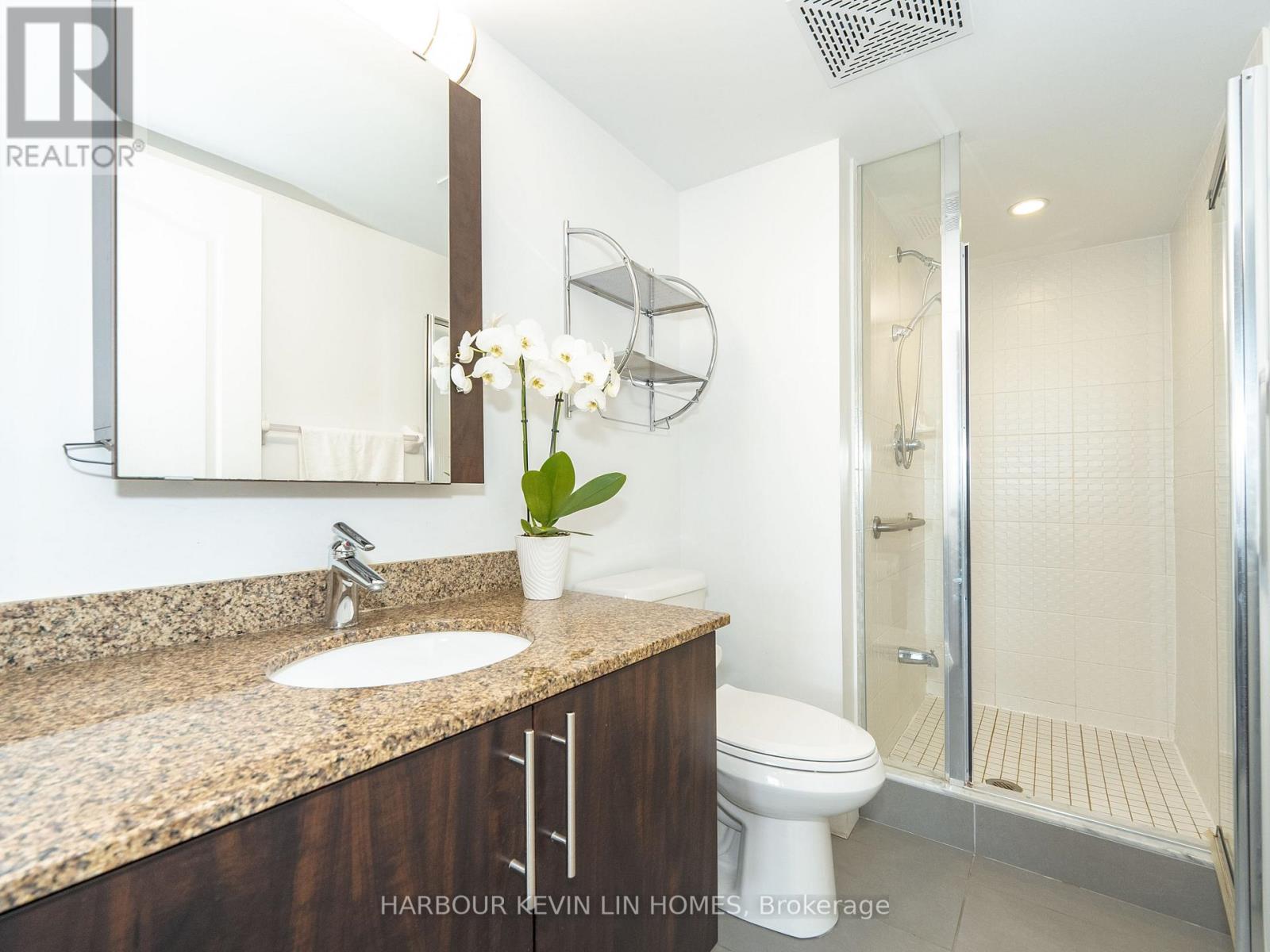 Photo 3 of 917 60 South Town Centre Boulevard, Markham ON