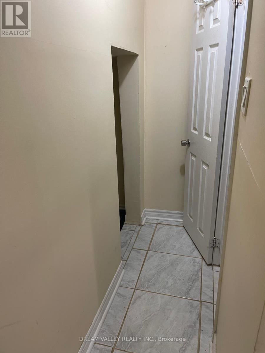 Photo 11 of Bsmt 341 Elson Street, Markham ON