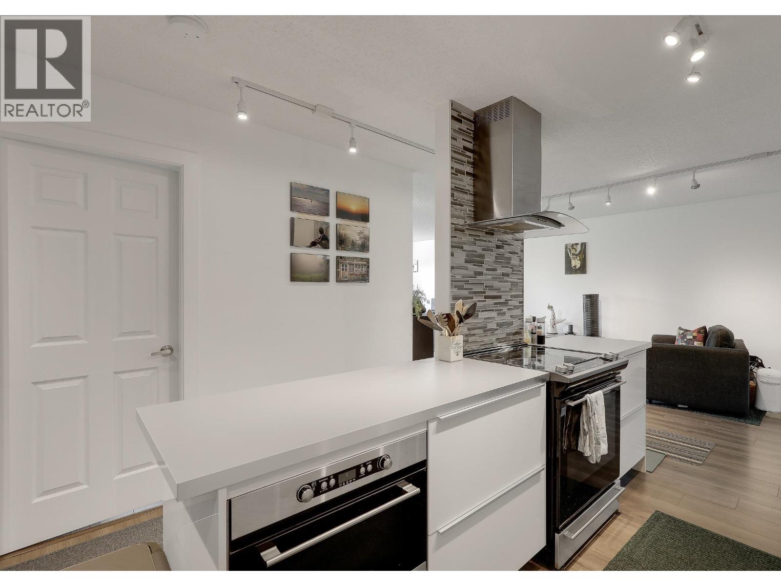 Photo 1 of 503 250 W 1st Street, North Vancouver BC