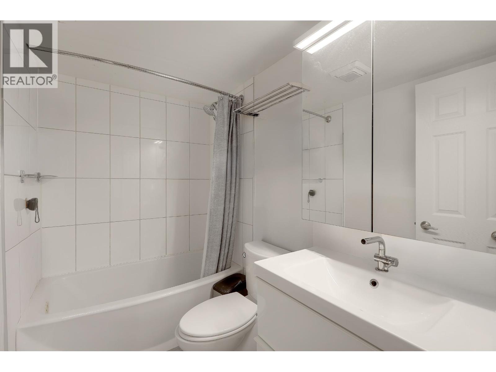 Photo 16 of 503 250 W 1st Street, North Vancouver BC