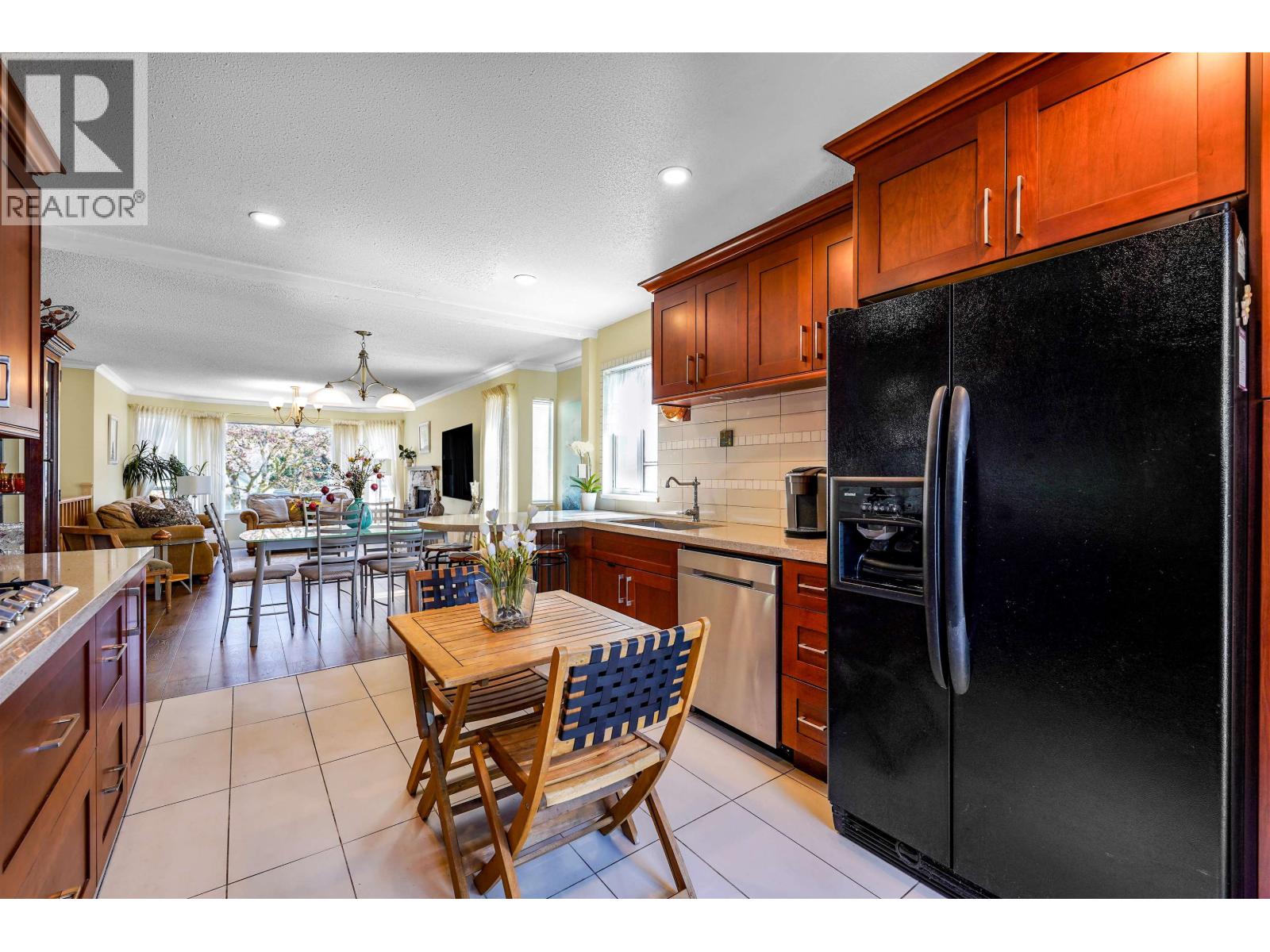 Photo 14 of 883 Nairn Court, North Vancouver BC