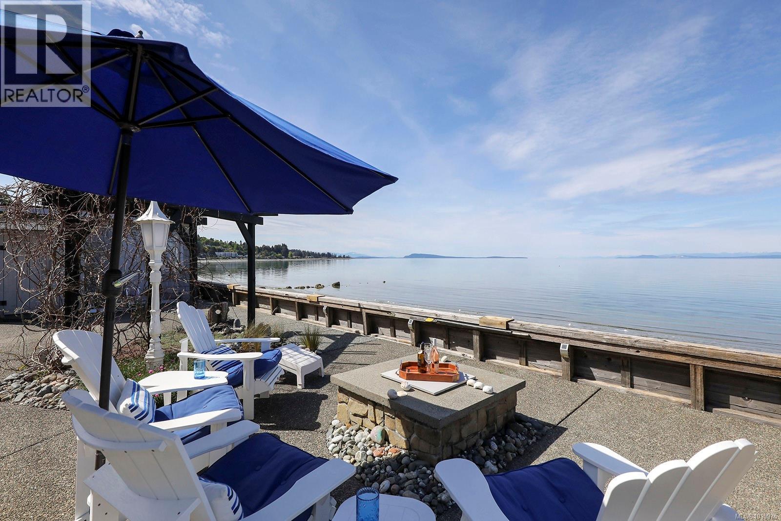 Photo 10 of 2935 Island Hwy W, Qualicum Beach BC