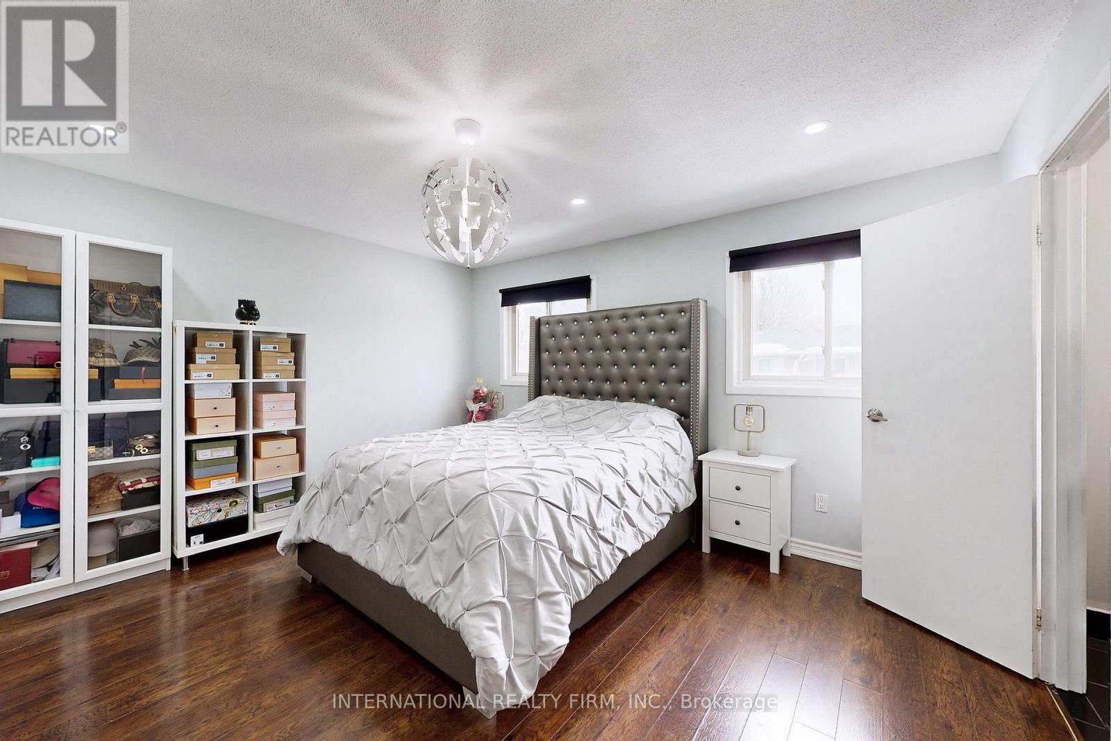 Photo 26 of 62 60 Hanson Road, Mississauga ON