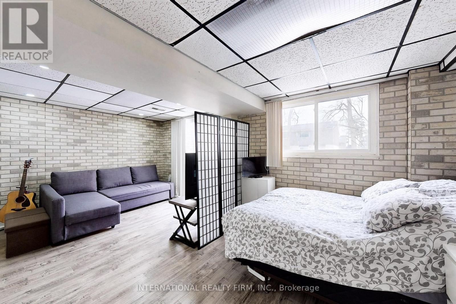 Photo 33 of 62 60 Hanson Road, Mississauga ON