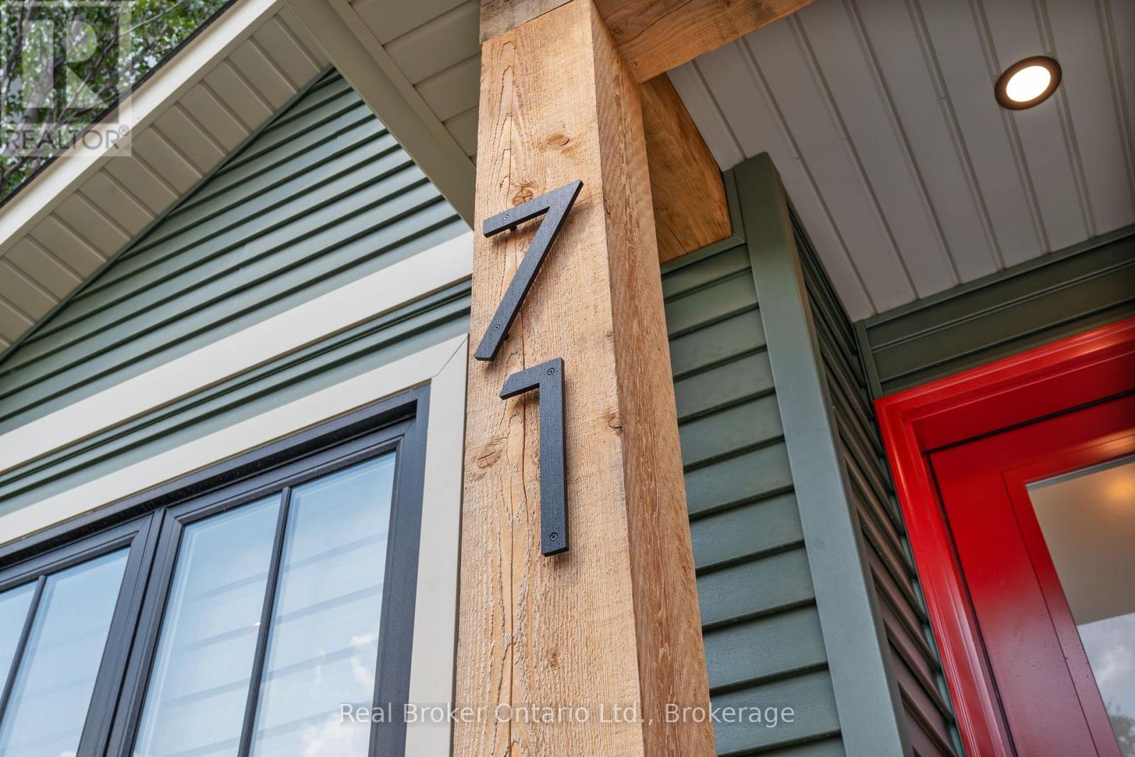 Photo 13 of 71 Balfour Street, Brantford ON