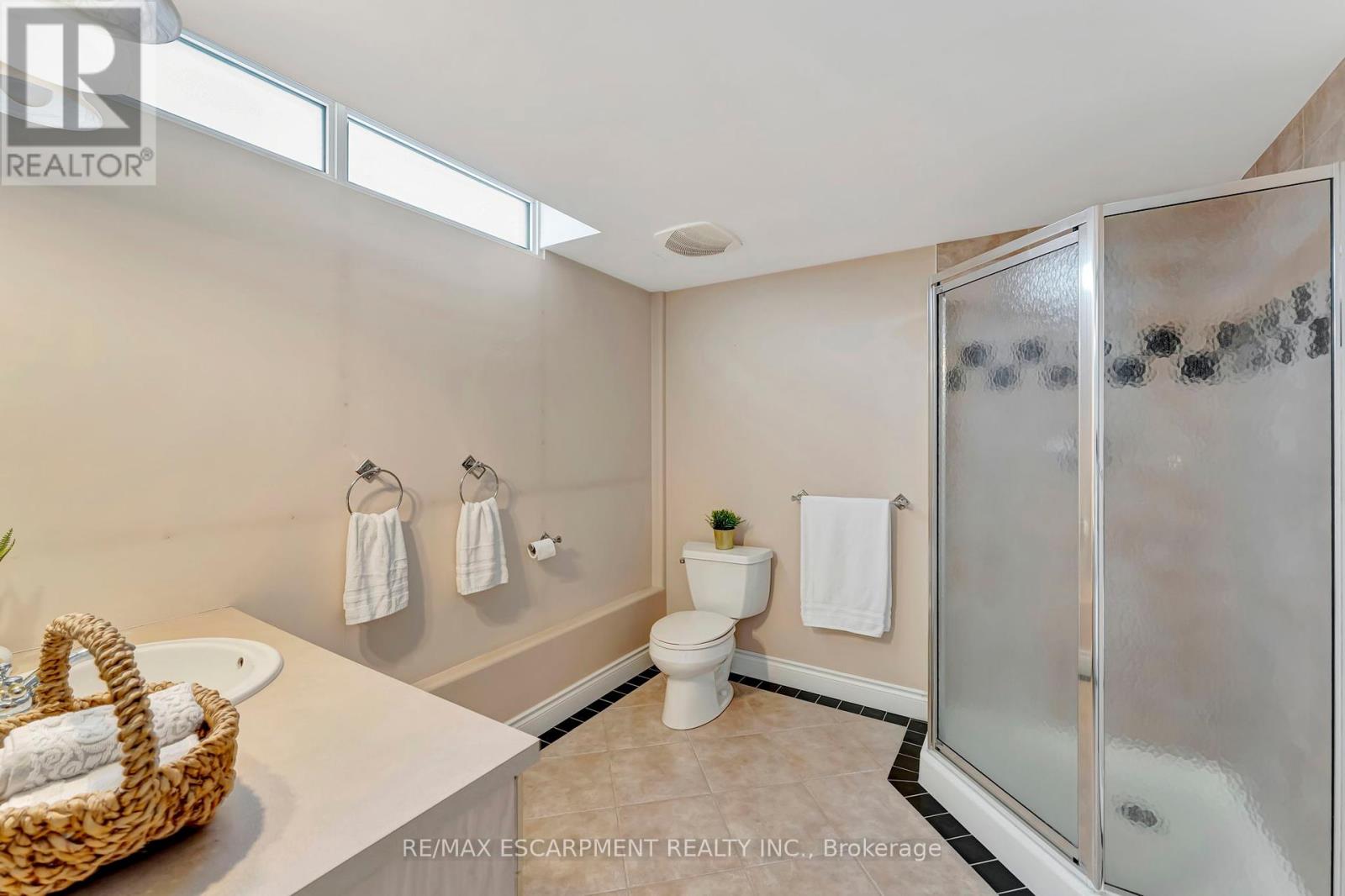 Photo 20 of 506 1770 Main Street, Hamilton ON