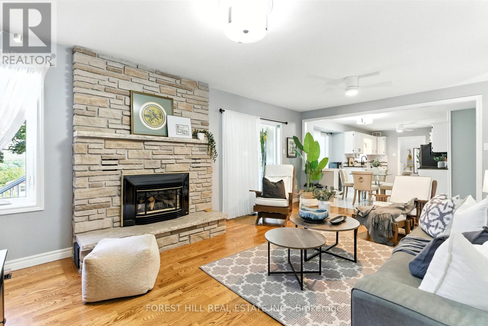 Photo 10 of 53 Nurse Avenue, Selwyn ON