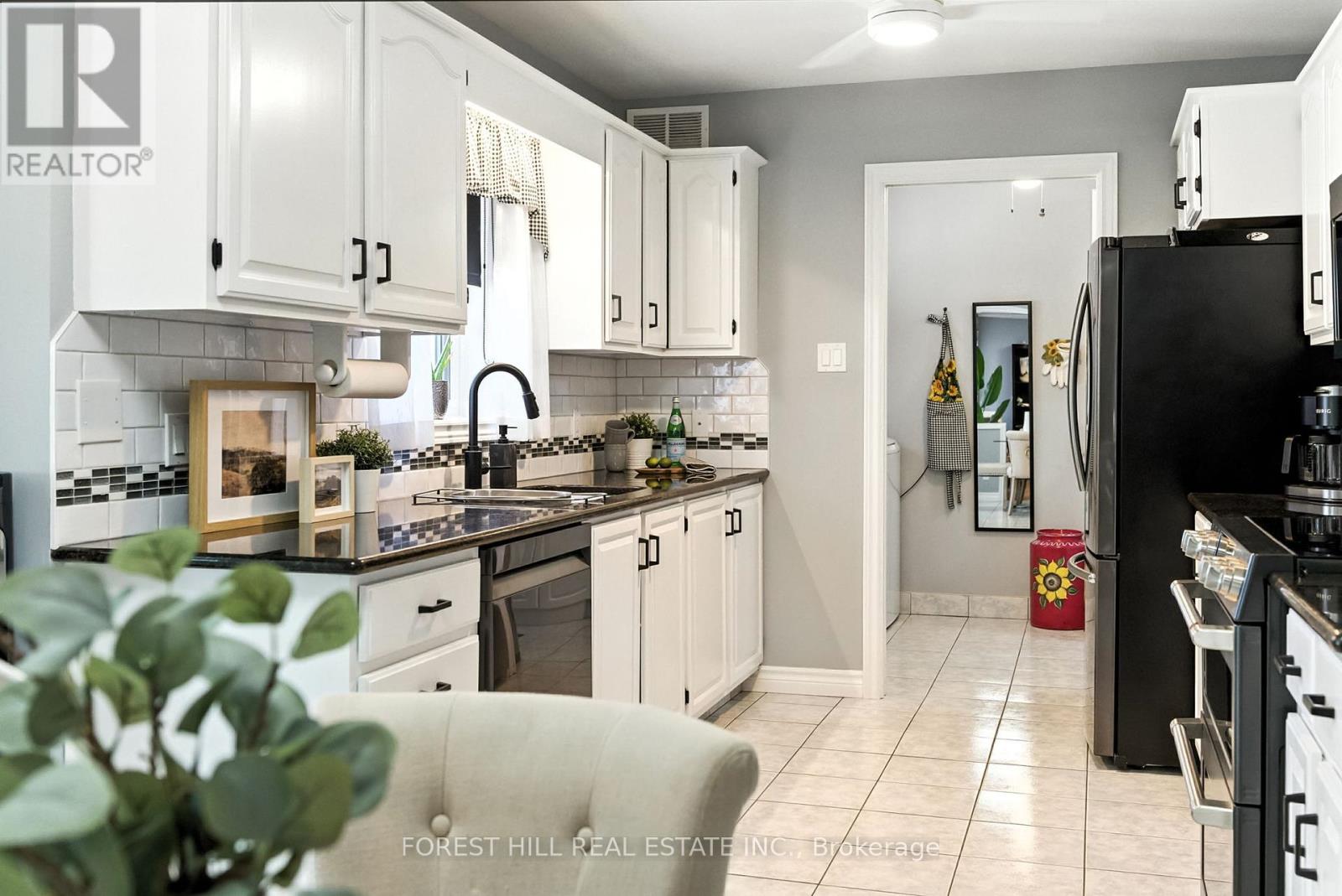 Photo 13 of 53 Nurse Avenue, Selwyn ON