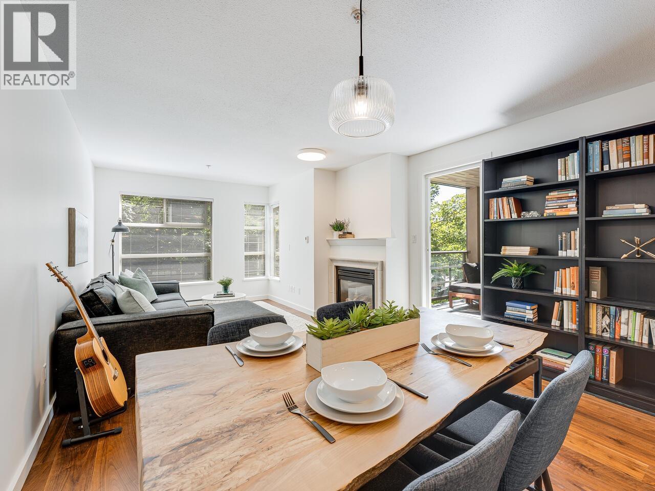 Photo 10 of 204 2181 W 12 Th Avenue, Vancouver BC
