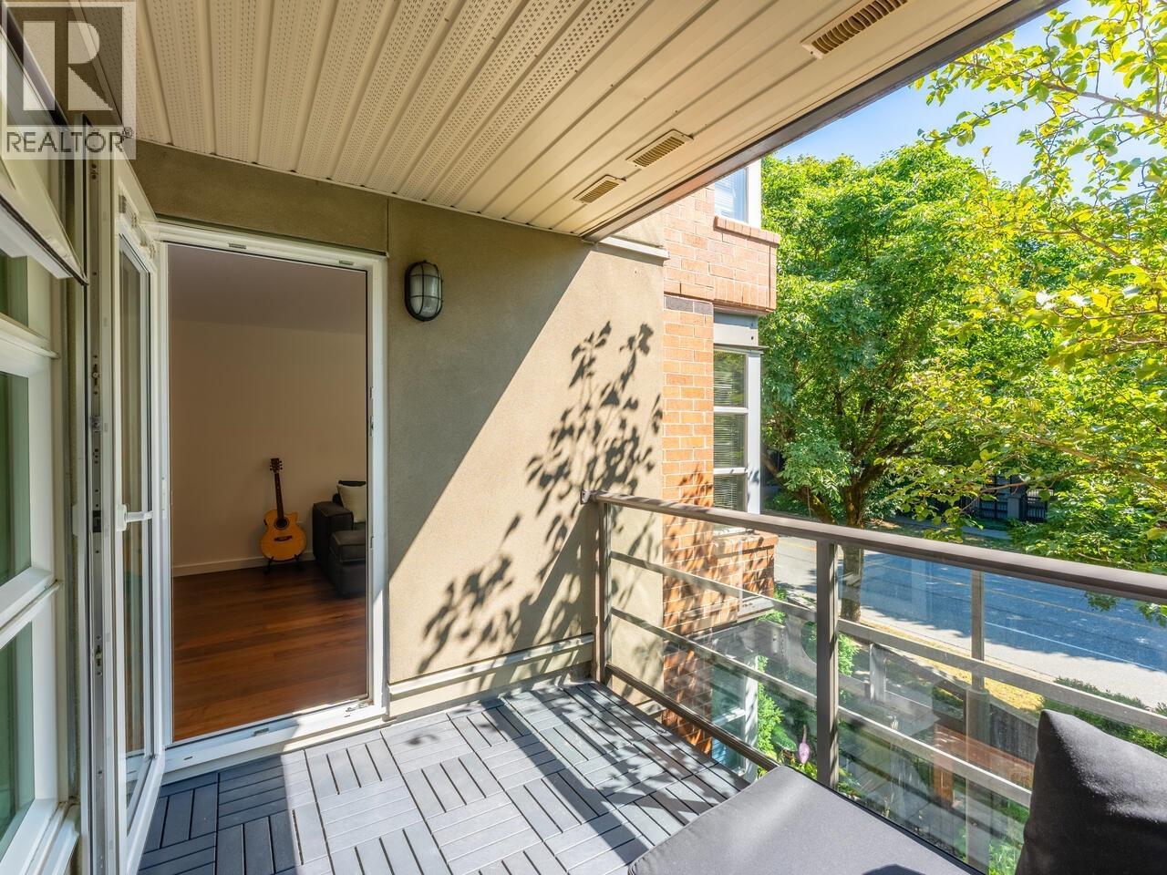 Photo 5 of 204 2181 W 12 Th Avenue, Vancouver BC