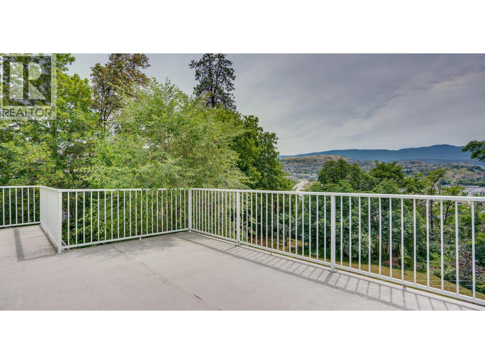Photo 12 of 2302 23 Avenue, Vernon BC