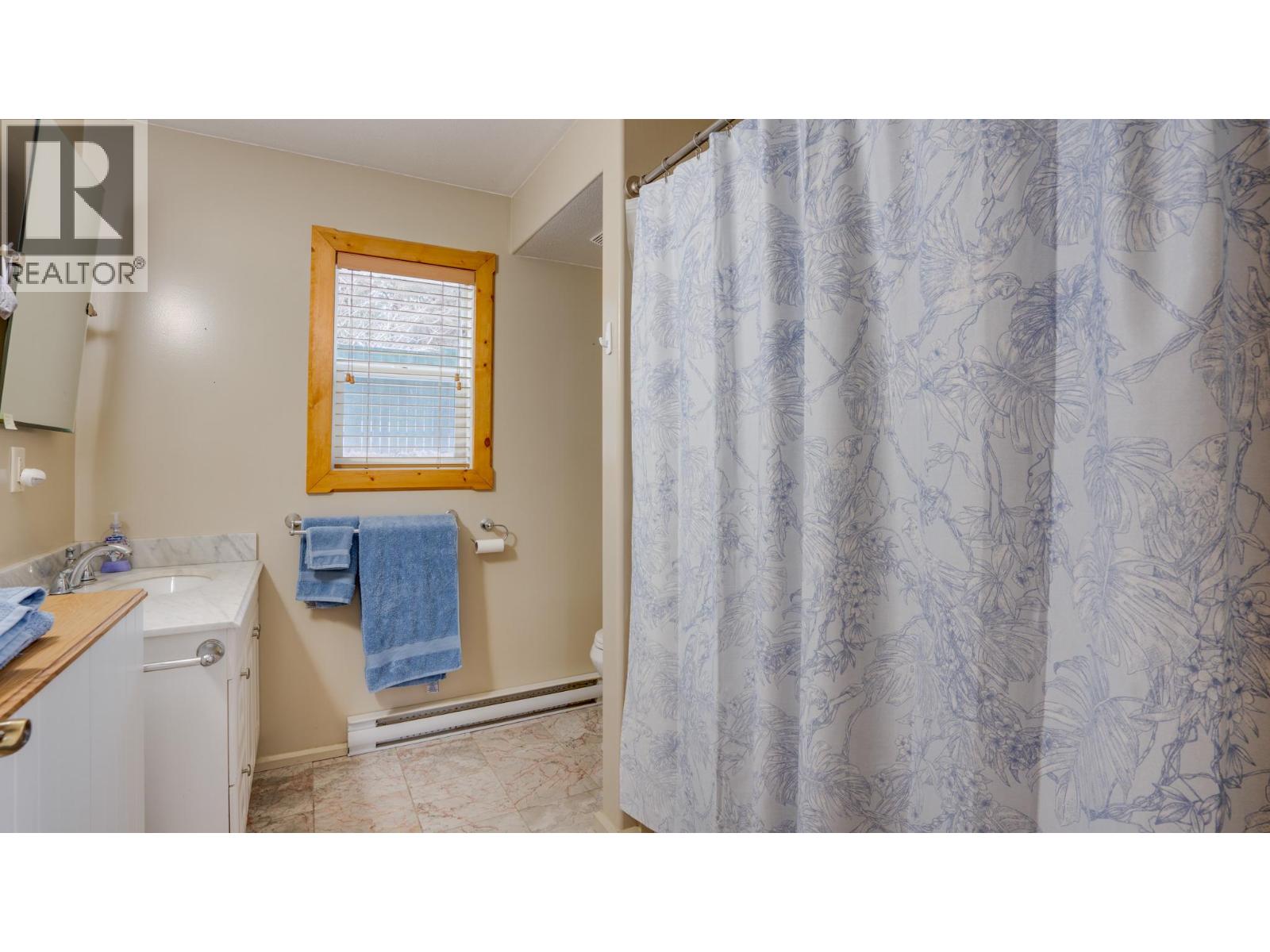  810 Firwood Road, Kelowna