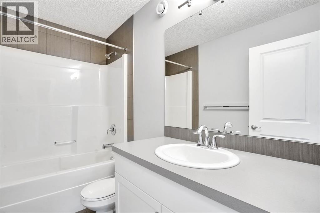 Single Family House for Sale in  Chaparral Valley Way SE Chaparral Calgary 