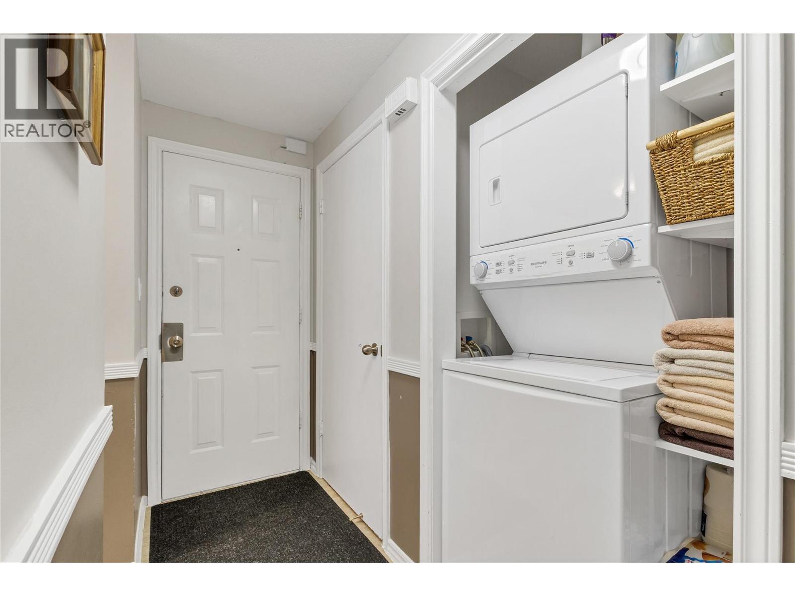 #101 4103 Alexis Park Drive - 18