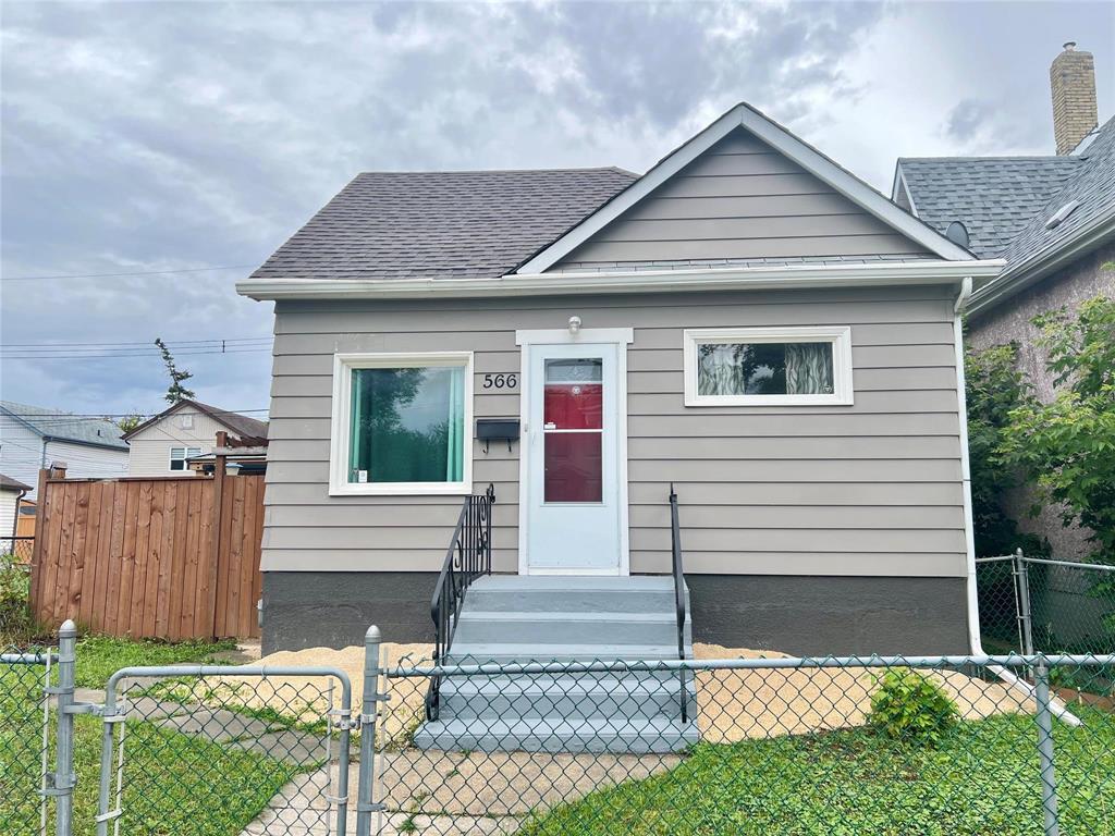 Photo 21 of 566 Burrows Avenue, Winnipeg MB