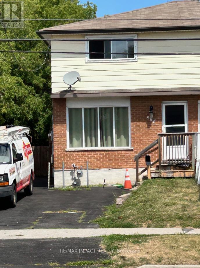 Photo 6 of Upper 957 Glen Street S, Oshawa ON