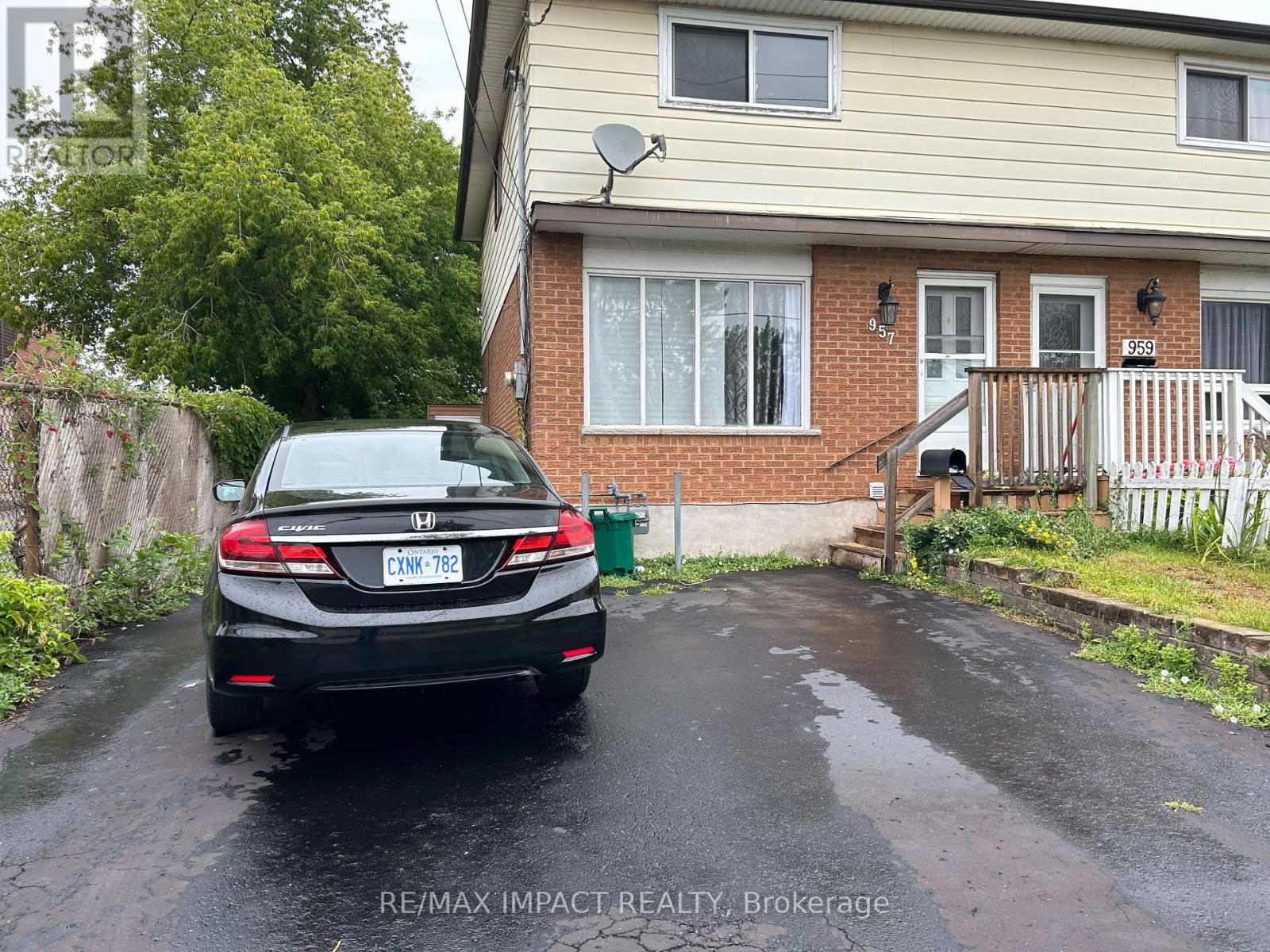 Photo 1 of Upper 957 Glen Street S, Oshawa ON