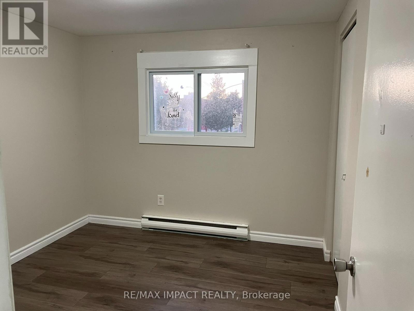 Photo 10 of Upper 957 Glen Street S, Oshawa ON