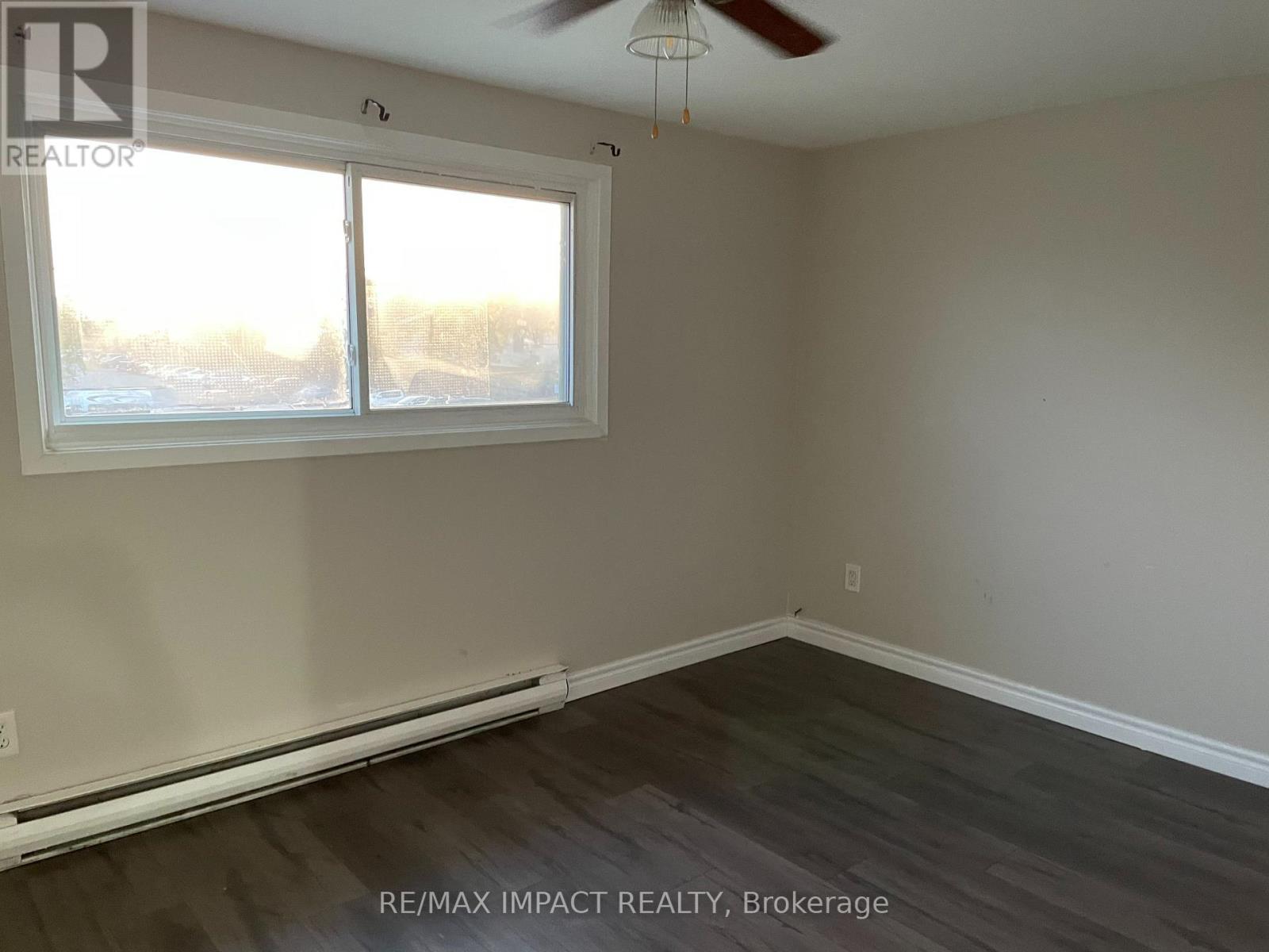 Photo 12 of Upper 957 Glen Street S, Oshawa ON