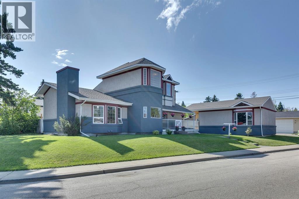 Single Family House 4 Level for Sale in  Sackville Drive SW Southwood Calgary 