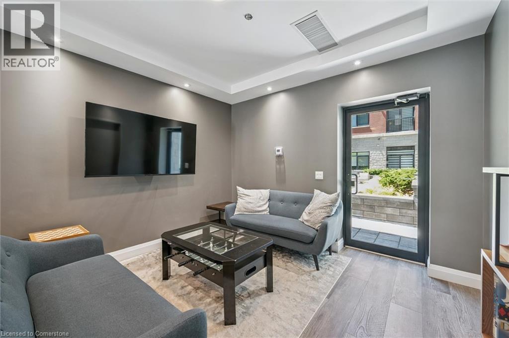 Photo 36 of 1 Redfern Avenue Unit 102, Hamilton ON