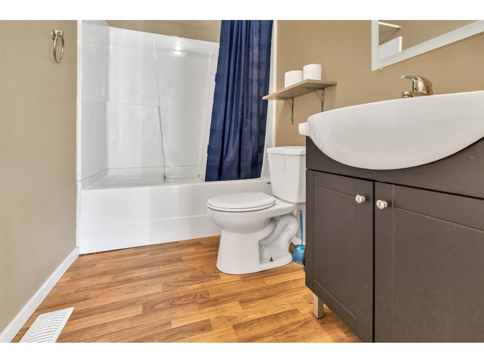 Photo 17 of 33667 Morey Avenue, Abbotsford BC