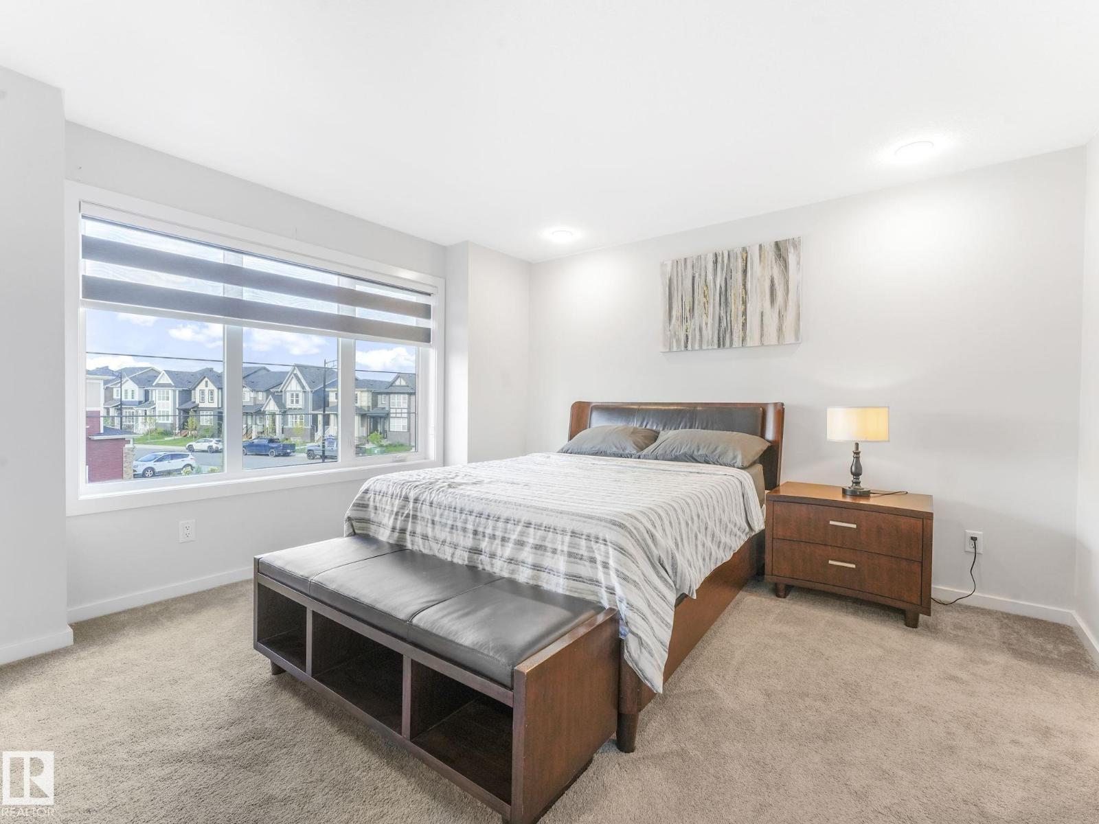 Photo 31 of 22671 81 Av Nw Nw, Edmonton AB