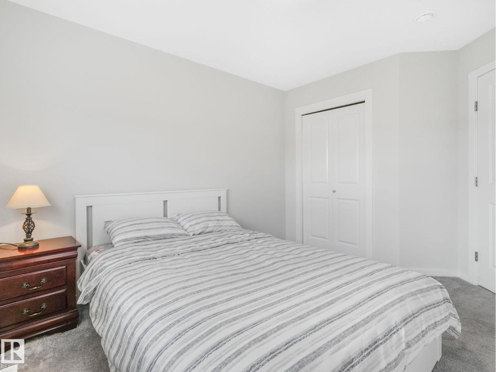 Photo 42 of 22671 81 Av Nw Nw, Edmonton AB