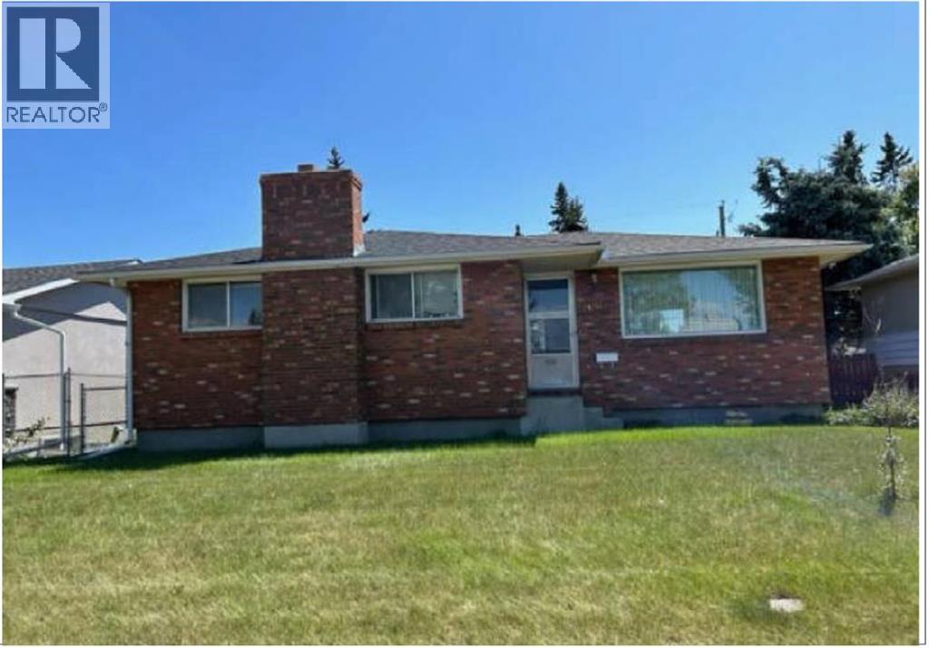 Photo 3 of 4951 10 Avenue Sw, Calgary AB