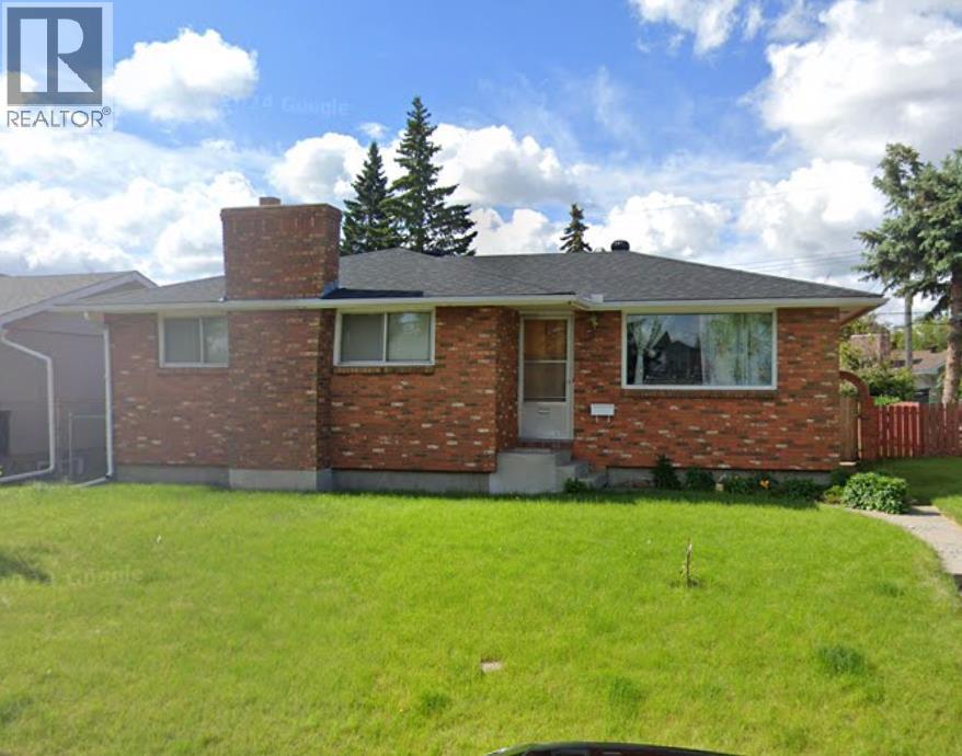 Photo 6 of 4951 10 Avenue Sw, Calgary AB