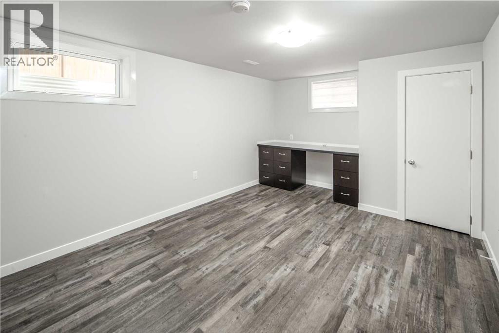 Single Family House Bungalow for Sale in  Dalton Drive NW Dalhousie Calgary 