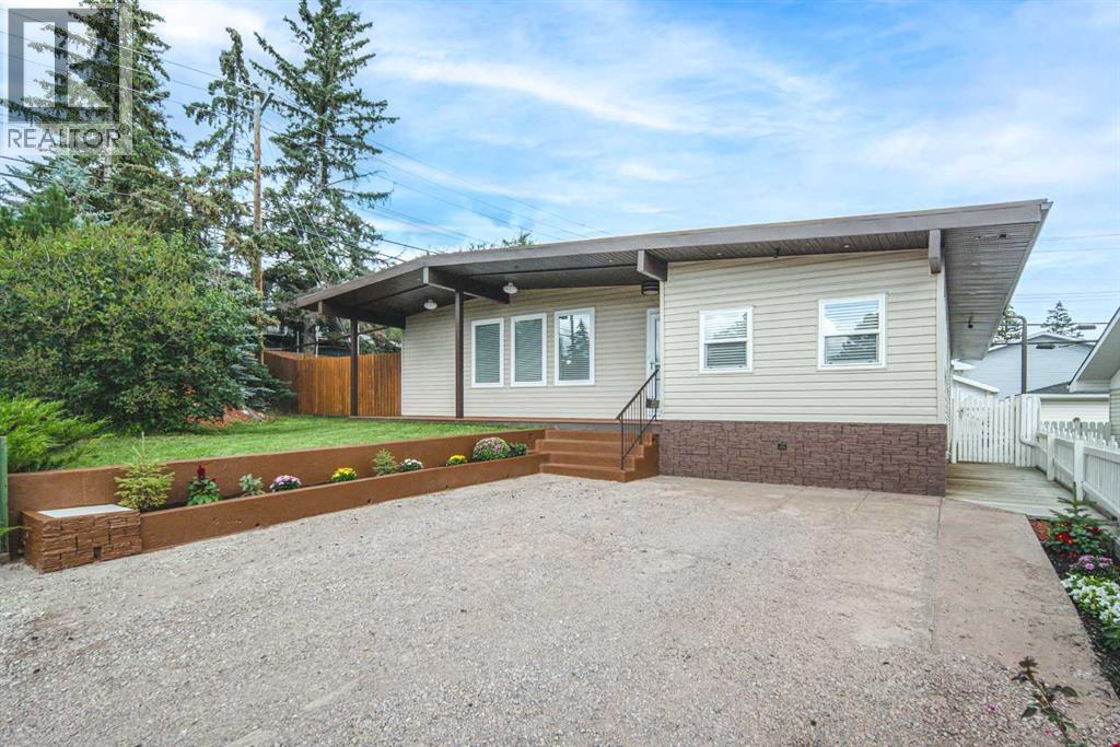 Single Family House Bungalow for Sale in  Dalton Drive NW Dalhousie Calgary 