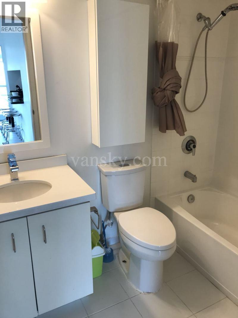 Photo 6 of 1407 438 Seymour Street, Vancouver BC