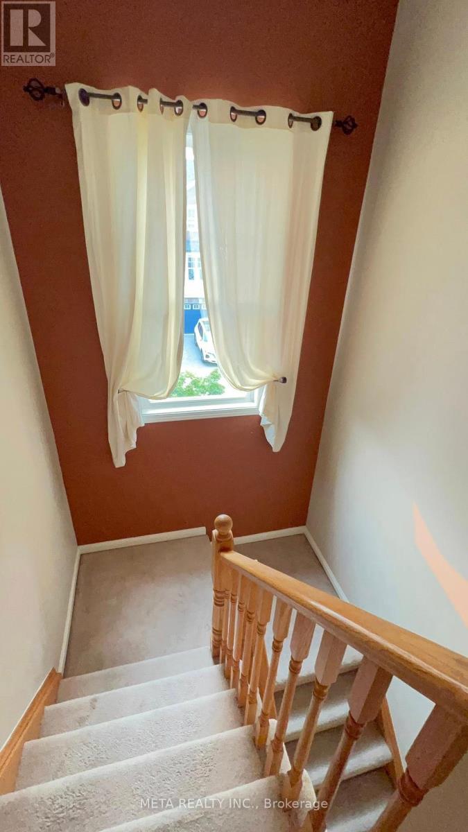 Photo 15 of 156 5980 Whitehorn Avenue, Mississauga ON
