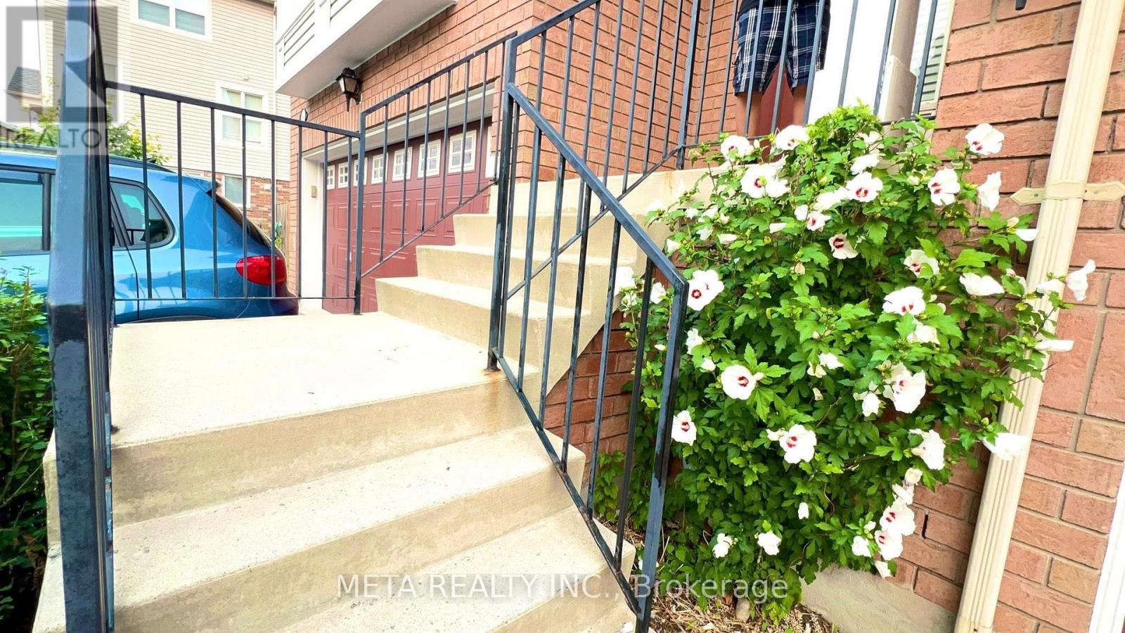 Photo 35 of 156 5980 Whitehorn Avenue, Mississauga ON