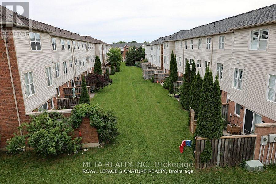 Photo 39 of 156 5980 Whitehorn Avenue, Mississauga ON