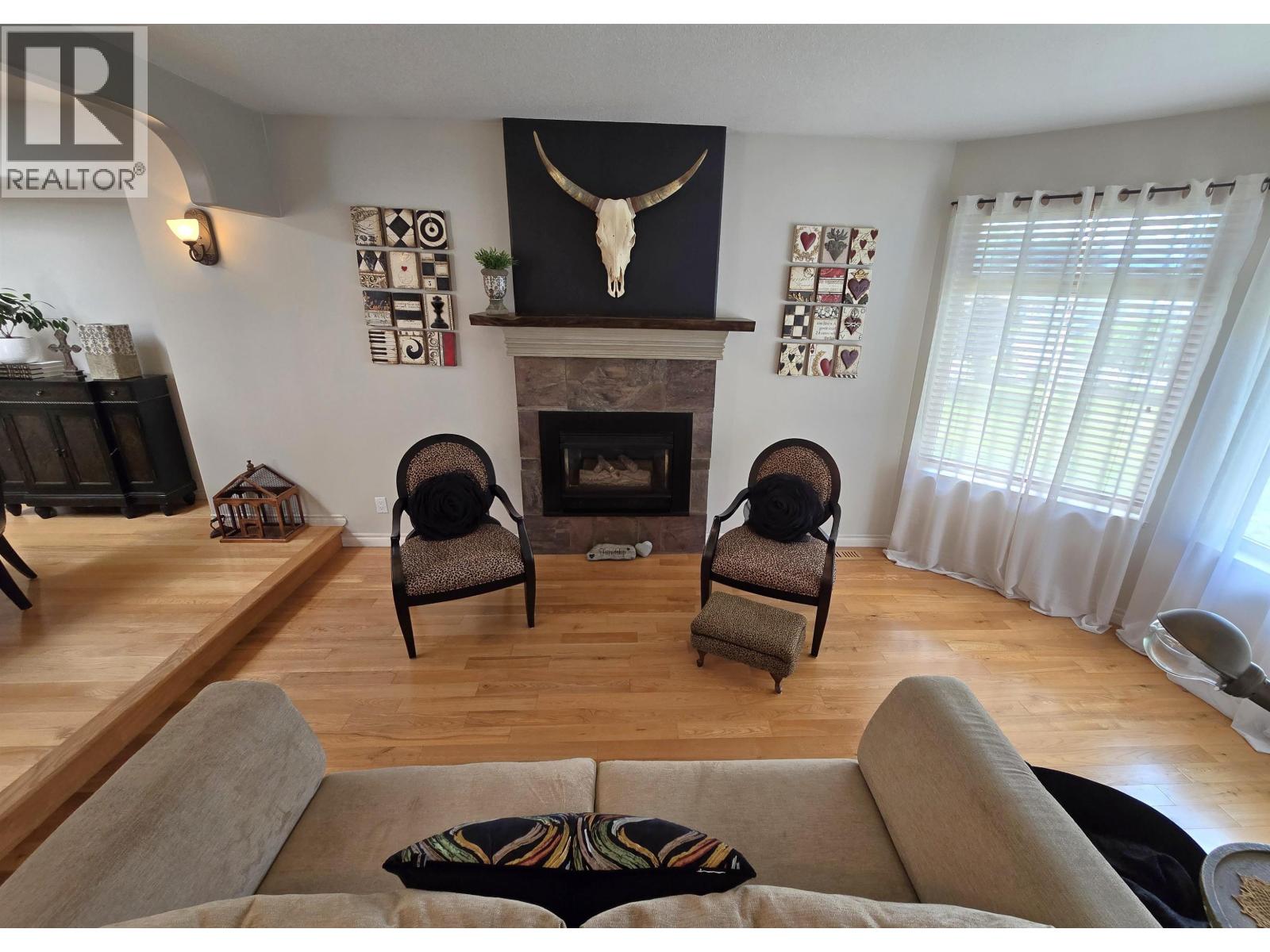 4909 COOPER DRIVE, Terrace