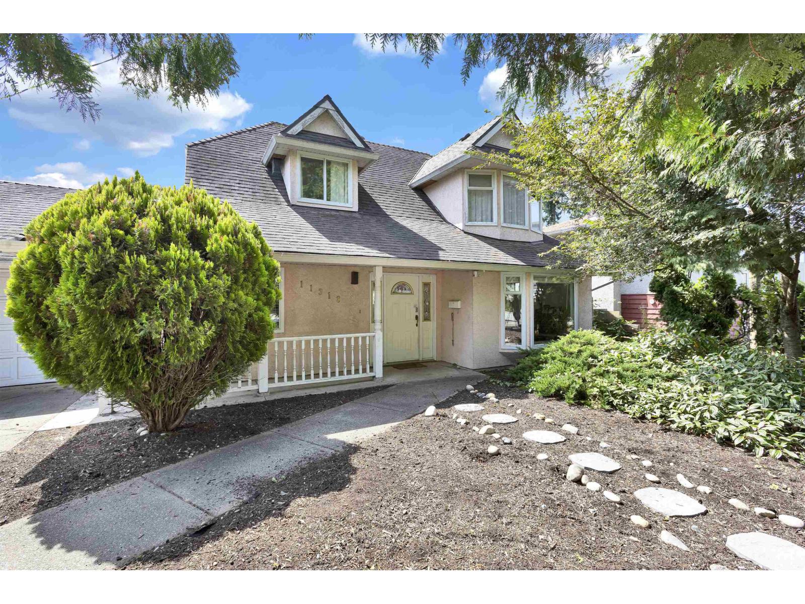 Photo 1 of 11318 82 Avenue, Delta BC