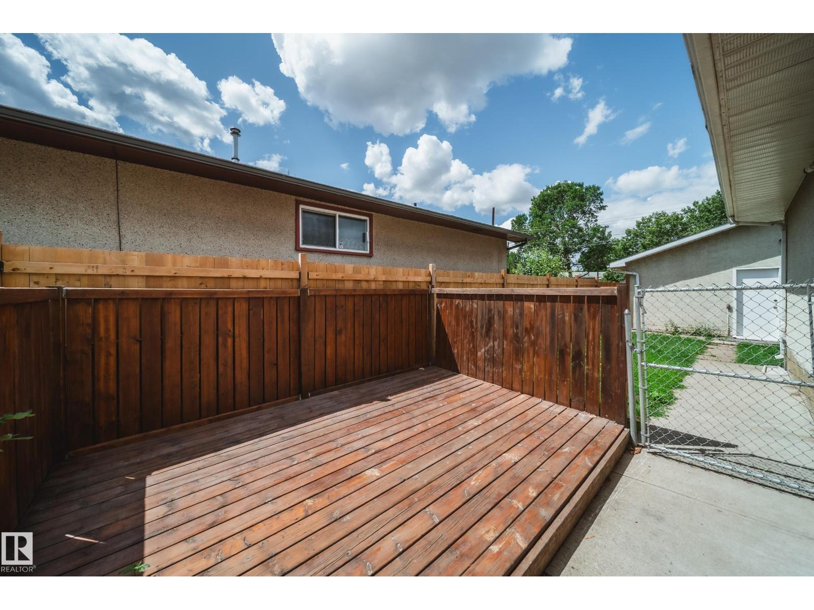 Photo 28 of 13004 Fort Rd Nw, Edmonton AB