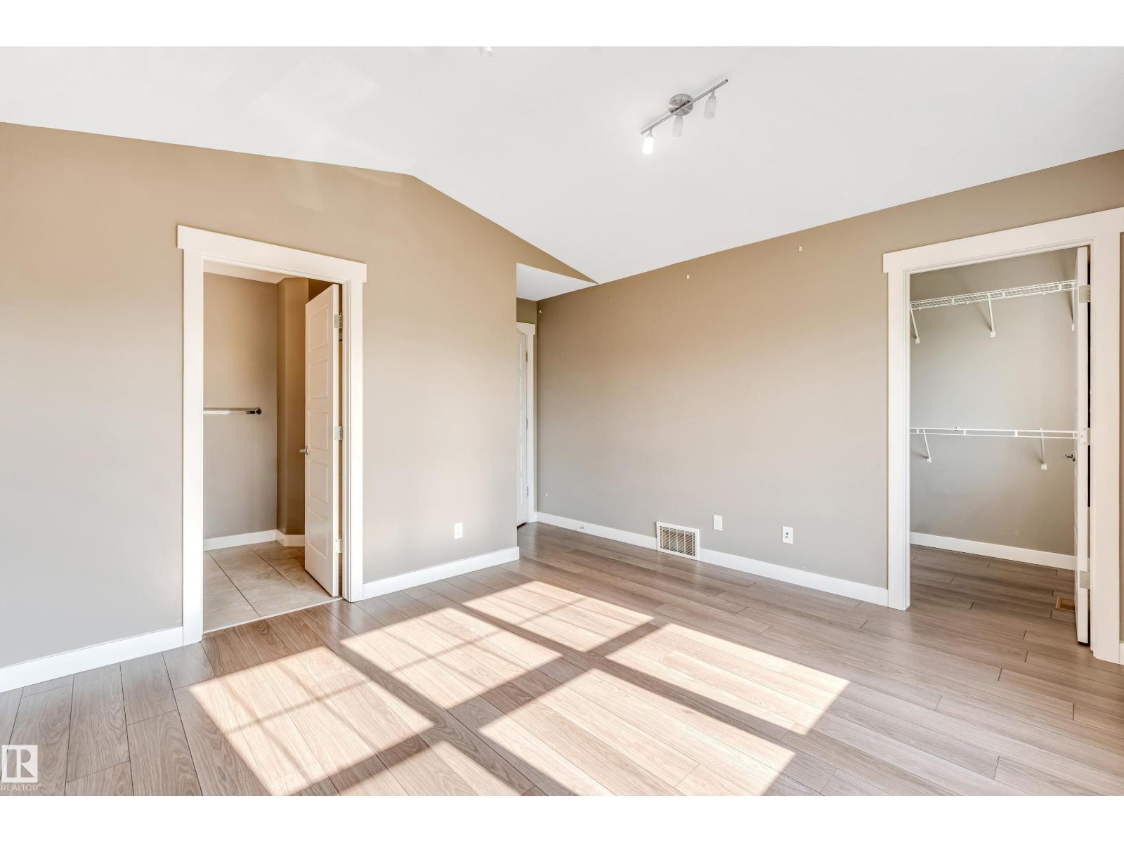 Photo 30 of 2227 74 St Sw, Edmonton AB