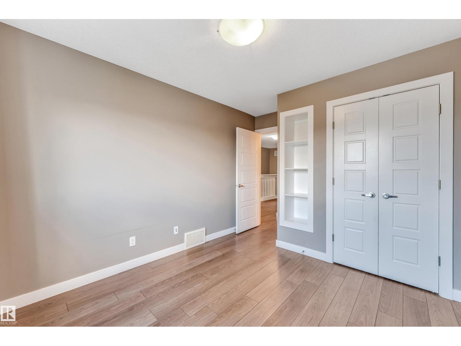 Photo 37 of 2227 74 St Sw, Edmonton AB