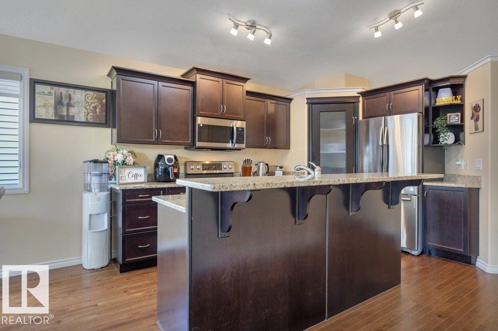 Photo 20 of 6111 18 Av Sw, Edmonton AB
