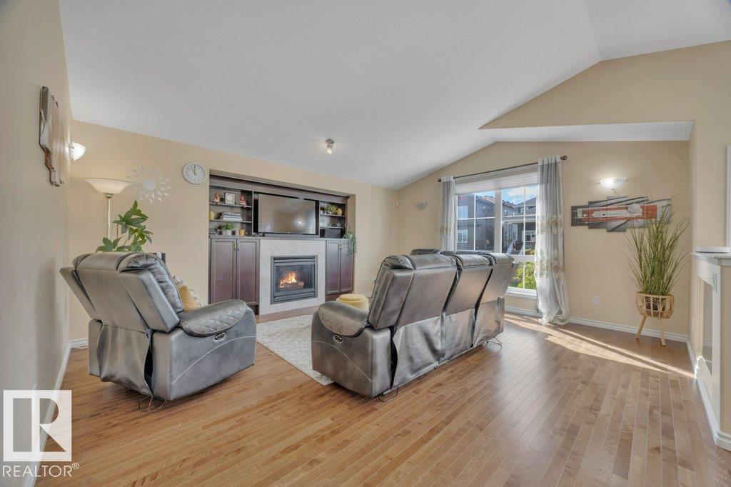 Photo 47 of 6111 18 Av Sw, Edmonton AB