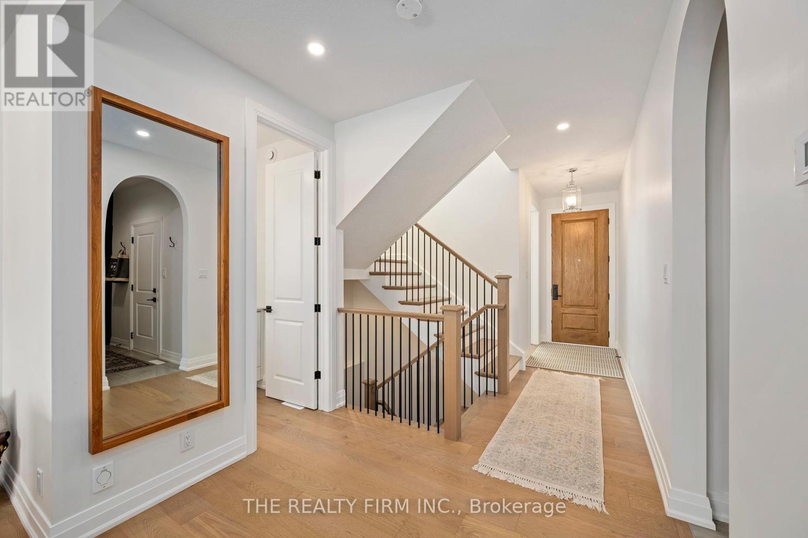 Photo 11 of 1874 Fountain Grass Drive, London South ON