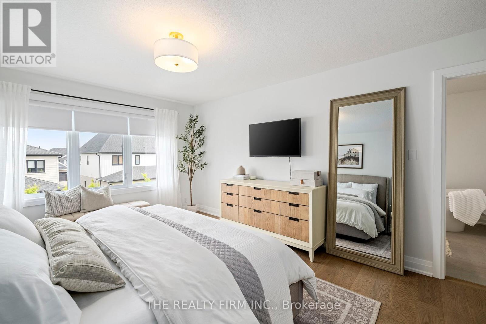 Photo 33 of 1874 Fountain Grass Drive, London South ON