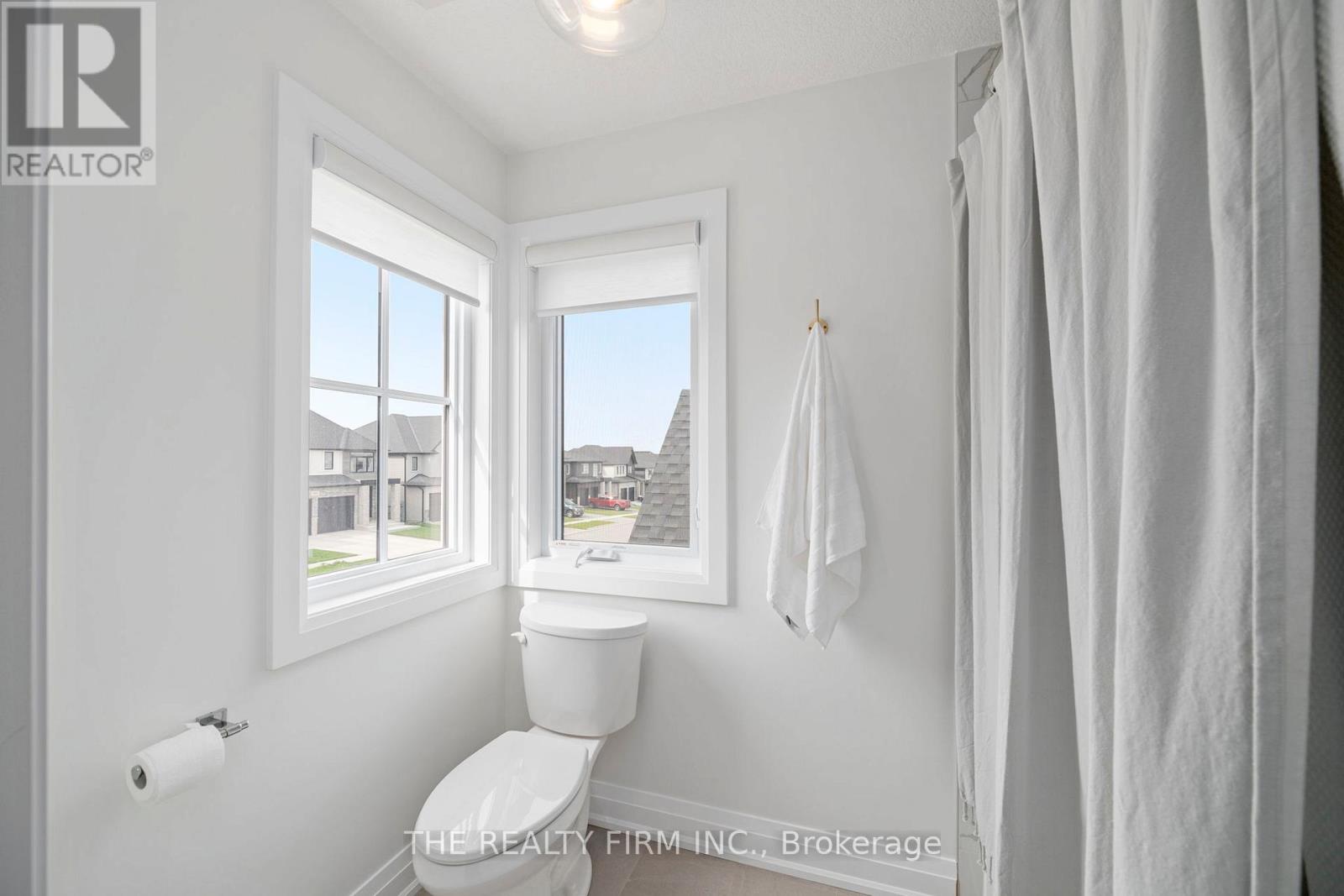 Photo 28 of 1874 Fountain Grass Drive, London South ON