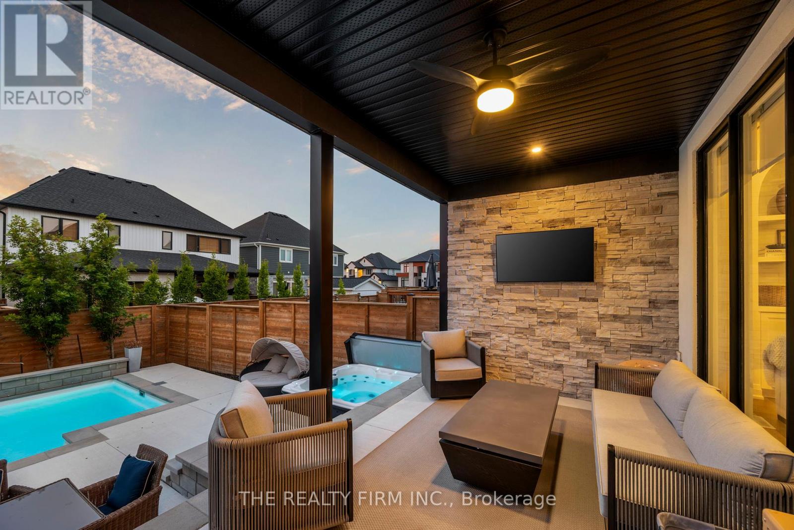 Photo 8 of 1874 Fountain Grass Drive, London South ON